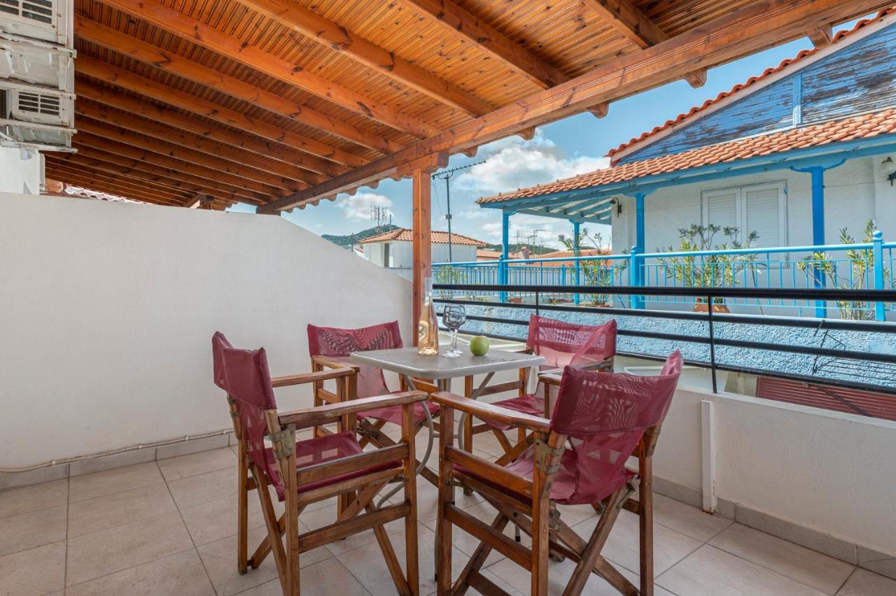 פפקוהורי Adonis Hotel מראה חיצוני תמונה
