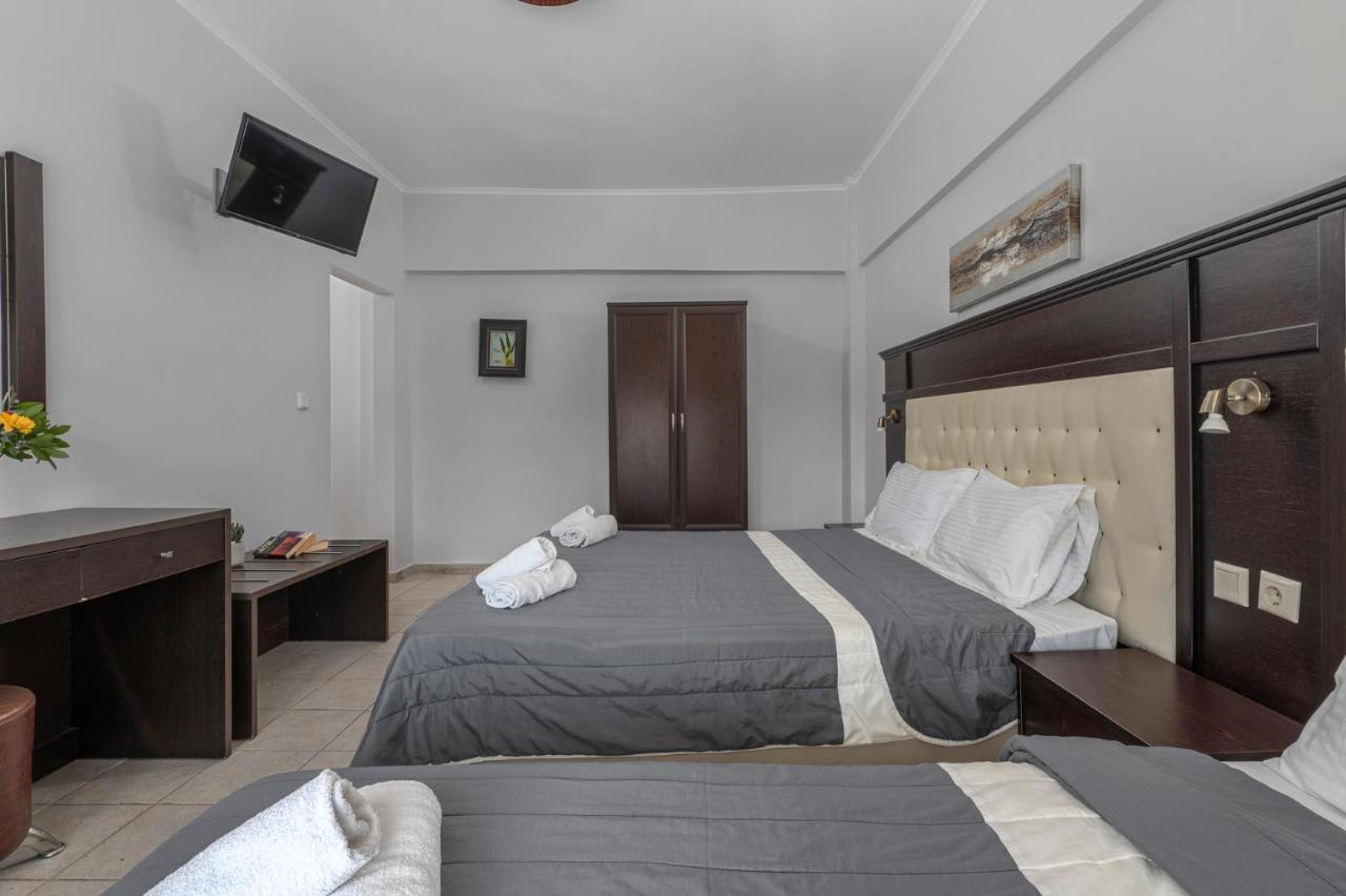 פפקוהורי Adonis Hotel מראה חיצוני תמונה